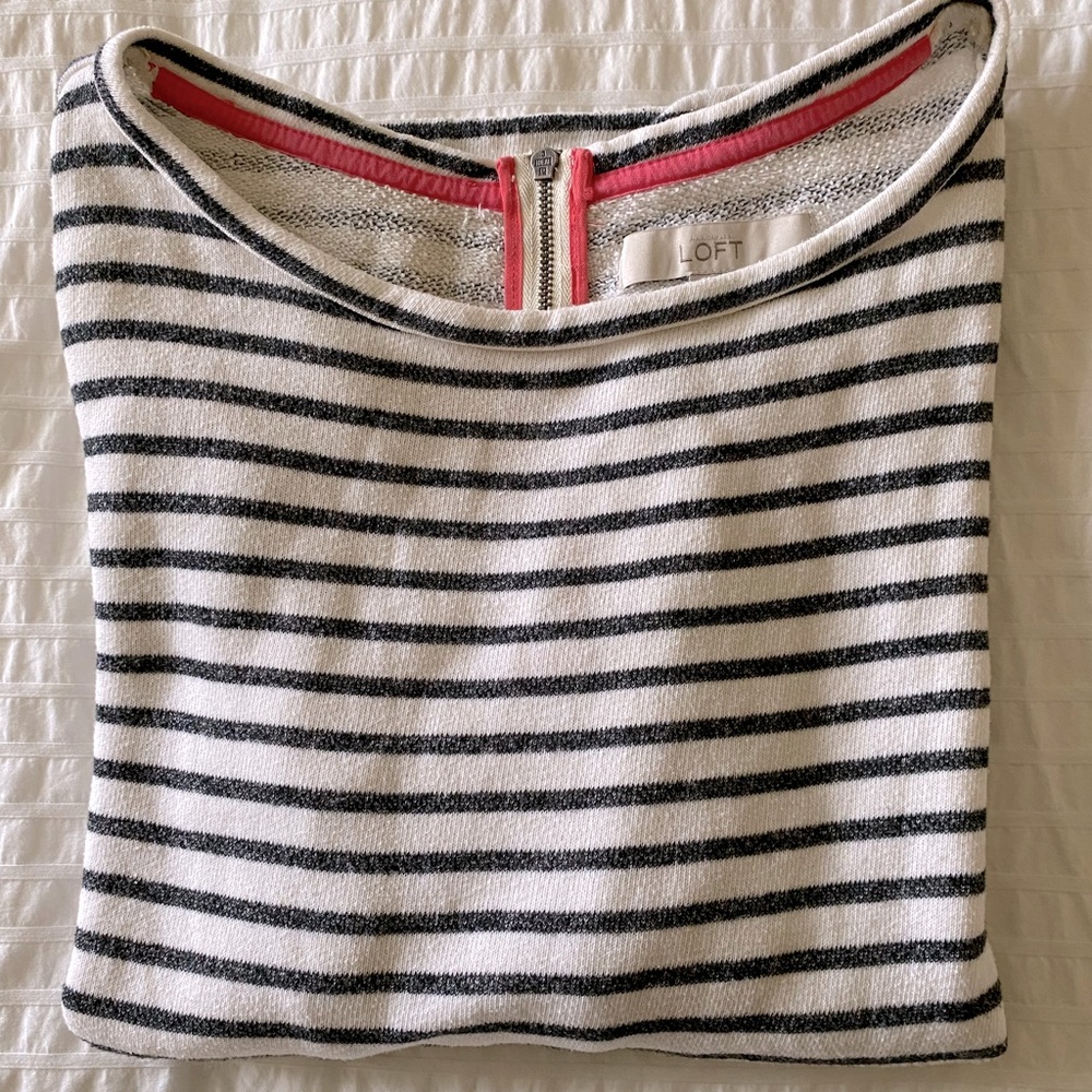 LOFT striped sweater. Quart sleeve. Size L